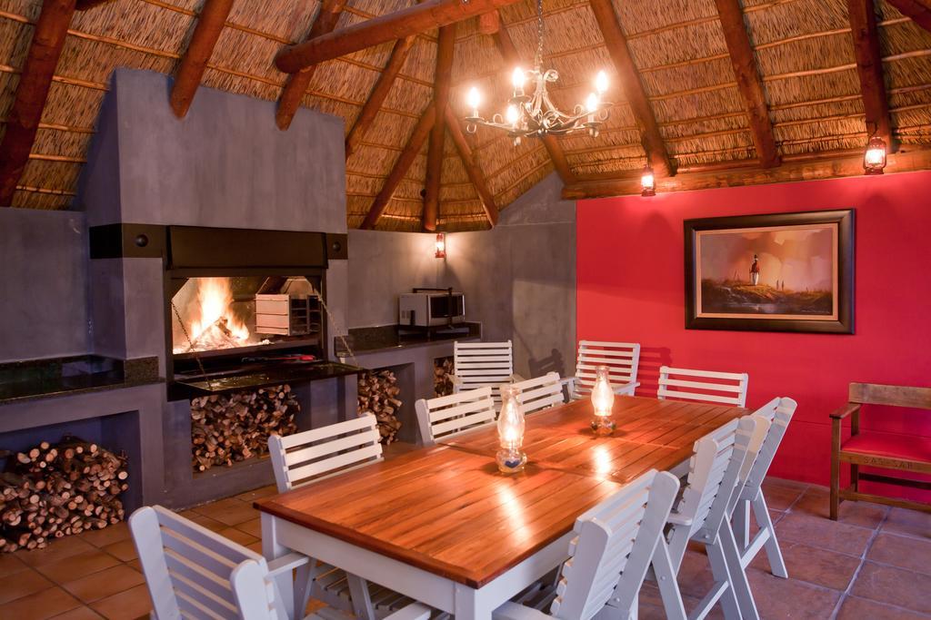 Miles B&B Guest House Oudtshoorn Extérieur photo