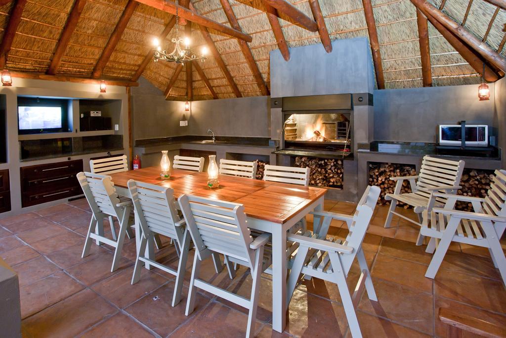 Miles B&B Guest House Oudtshoorn Extérieur photo