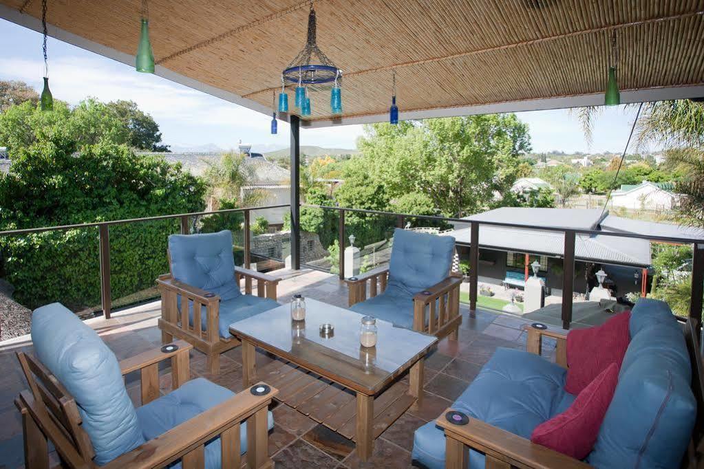 Miles B&B Guest House Oudtshoorn Extérieur photo