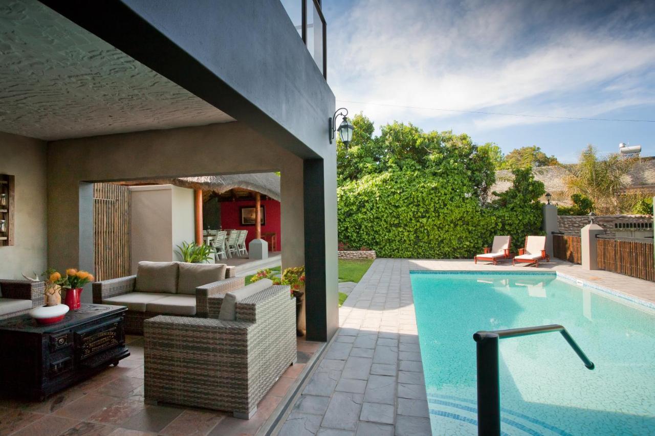 Miles B&B Guest House Oudtshoorn Extérieur photo